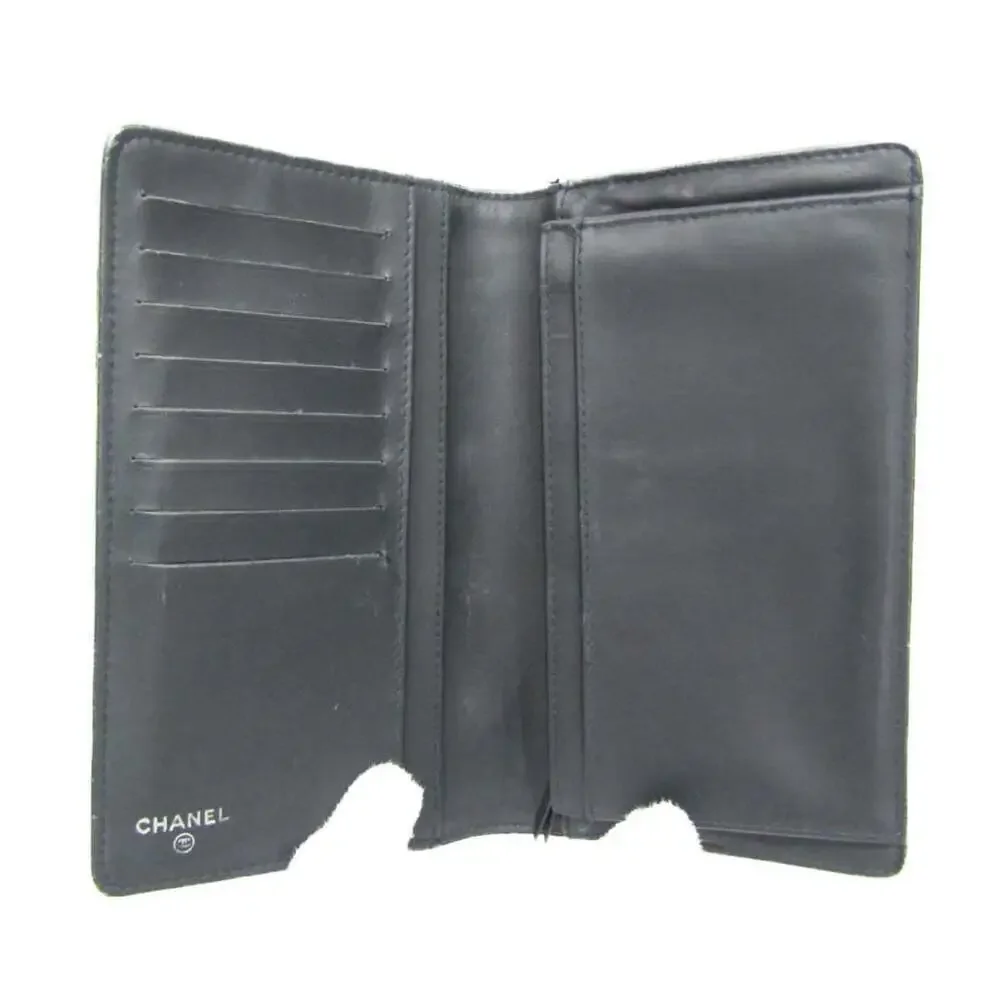 CHANEL Blue Wallet